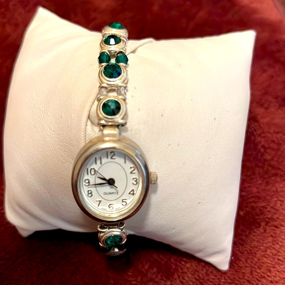 Crystal green watch with silver